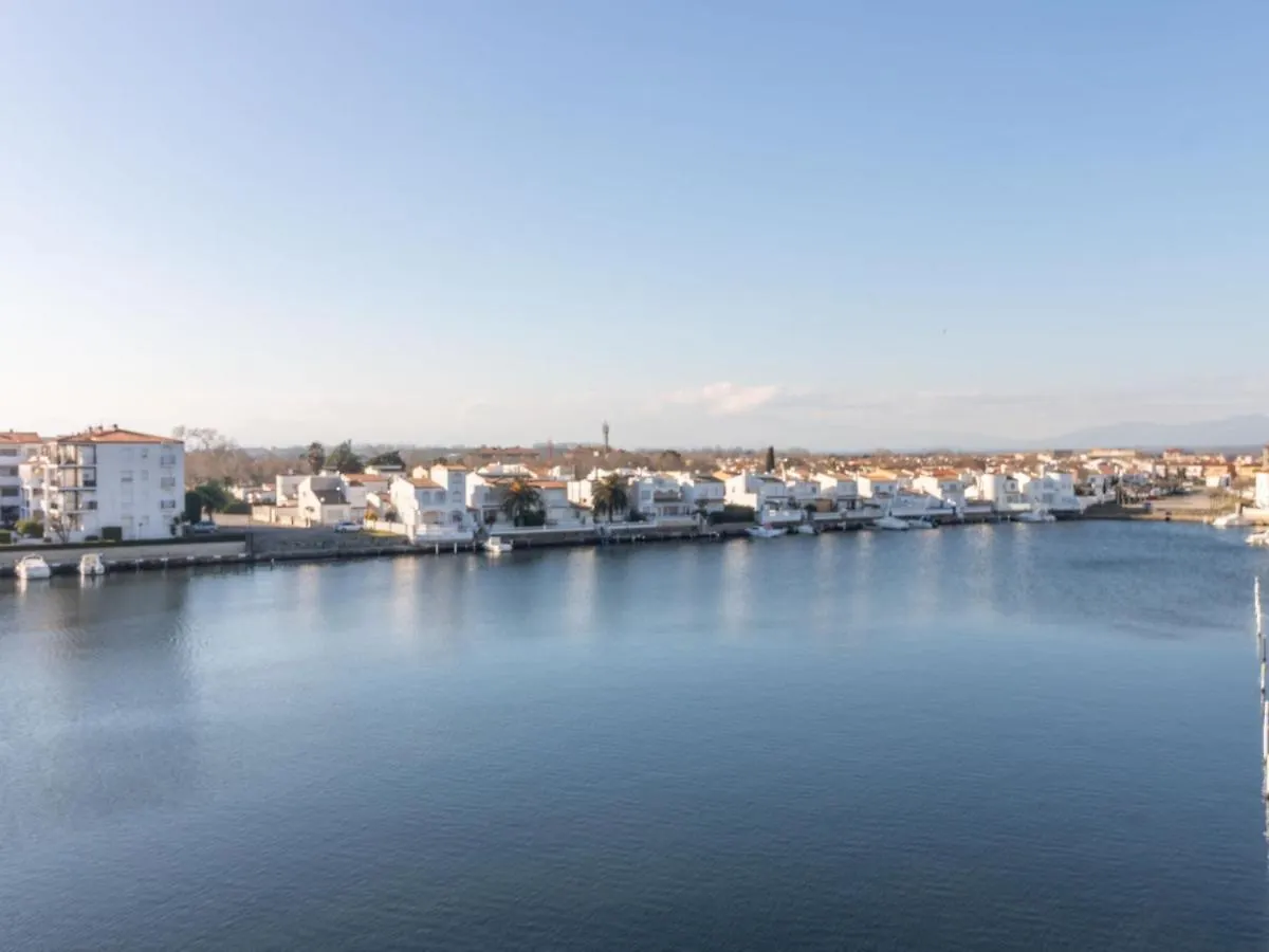 Apartment Sant Maurici By Interhome Empuriabrava